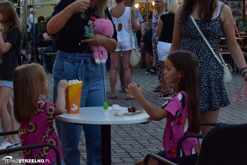 Wieczorne show na Festiwalu Czekolady - artyści zgromadzili tłumy na strzeleńskim Rynku, cz.I