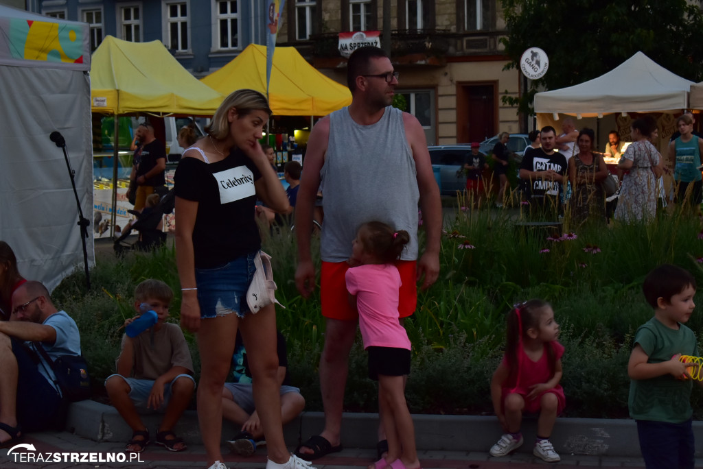 Wieczorne show na Festiwalu Czekolady - artyści zgromadzili tłumy na strzeleńskim Rynku, cz.I
