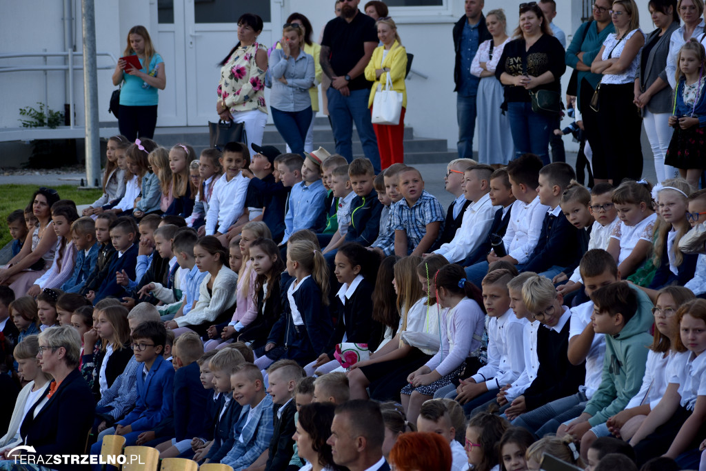 Powitanie Roku Szkolnego 2022/2023 w SP im A. A. Michelsona w Strzelnie