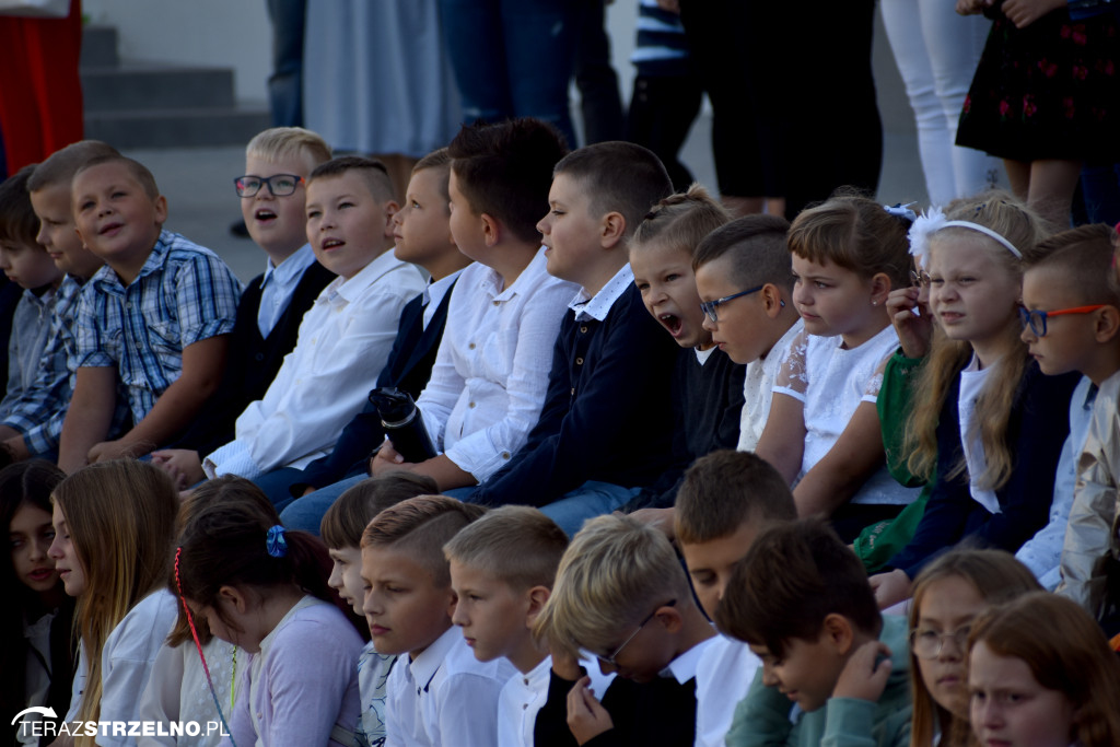 Powitanie Roku Szkolnego 2022/2023 w SP im A. A. Michelsona w Strzelnie