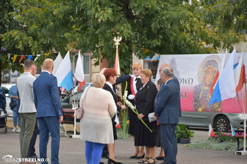 Powitanie Obrazu Matki Bożej Częstochowskiej w Strzelnie