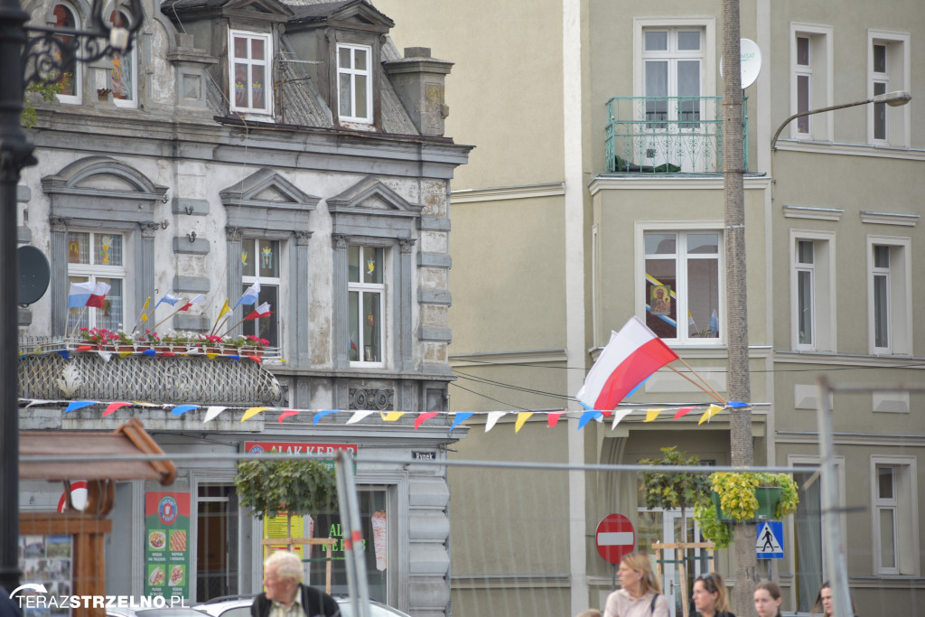 Powitanie Obrazu Matki Bożej Częstochowskiej w Strzelnie