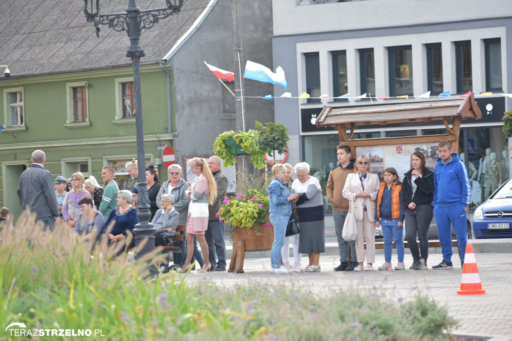 Powitanie Obrazu Matki Bożej Częstochowskiej w Strzelnie