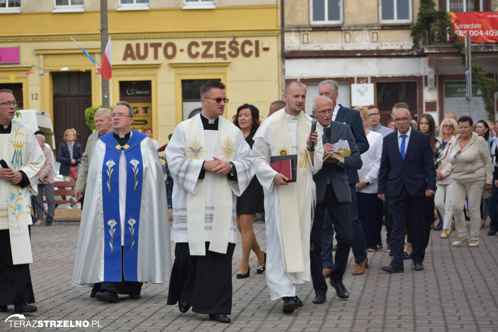 Powitanie Obrazu Matki Bożej Częstochowskiej w Strzelnie