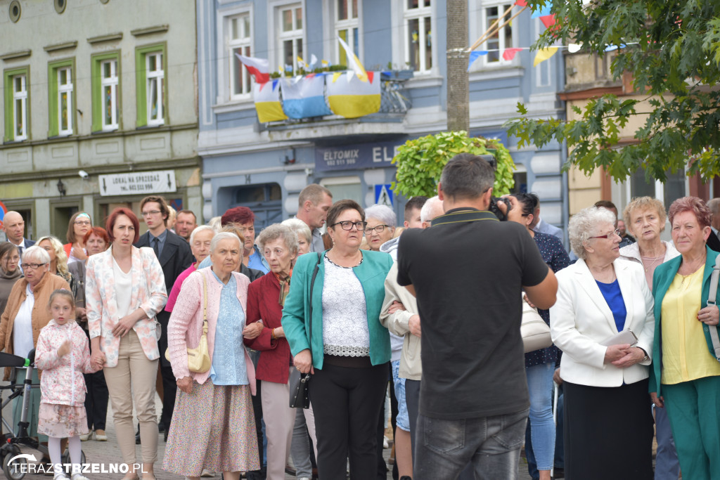 Powitanie Obrazu Matki Bożej Częstochowskiej w Strzelnie
