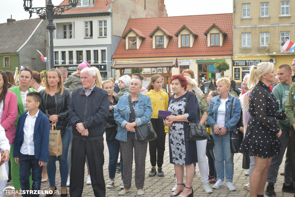Powitanie Obrazu Matki Bożej Częstochowskiej w Strzelnie