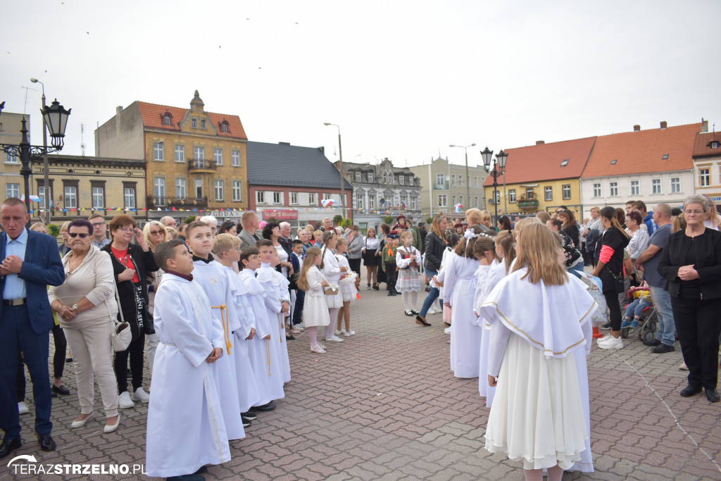 Powitanie Obrazu Matki Bożej Częstochowskiej w Strzelnie