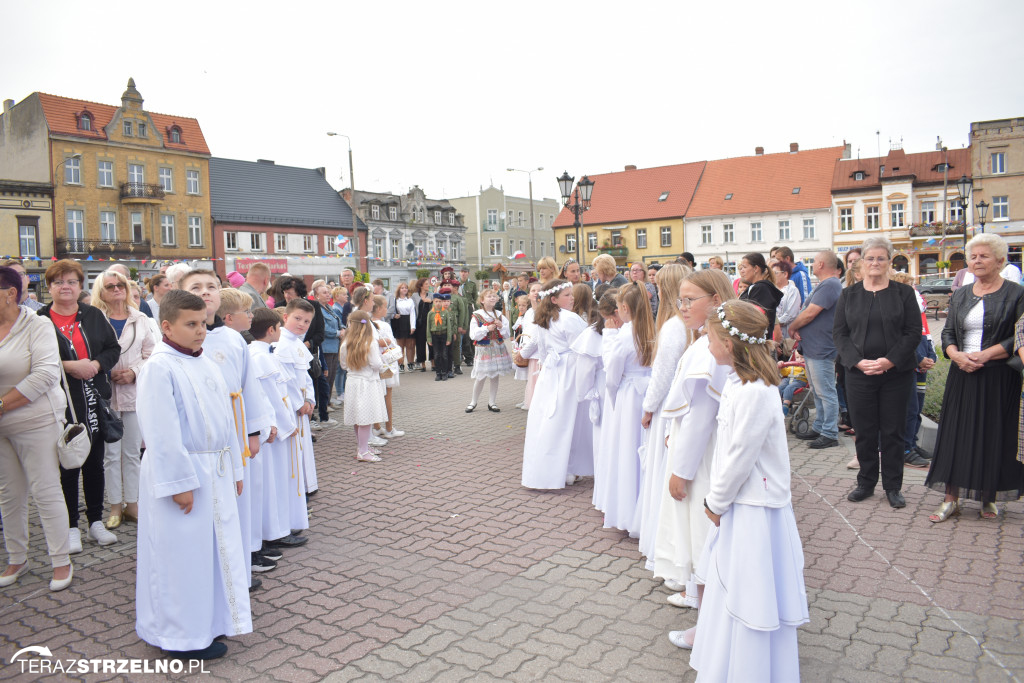 Powitanie Obrazu Matki Bożej Częstochowskiej w Strzelnie