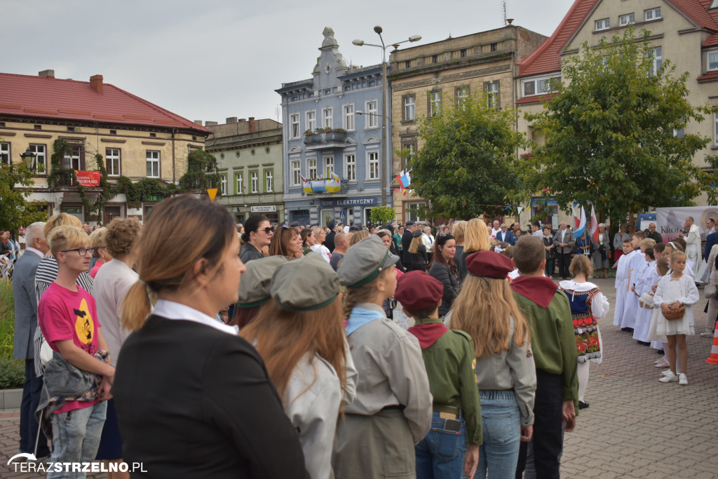 Powitanie Obrazu Matki Bożej Częstochowskiej w Strzelnie