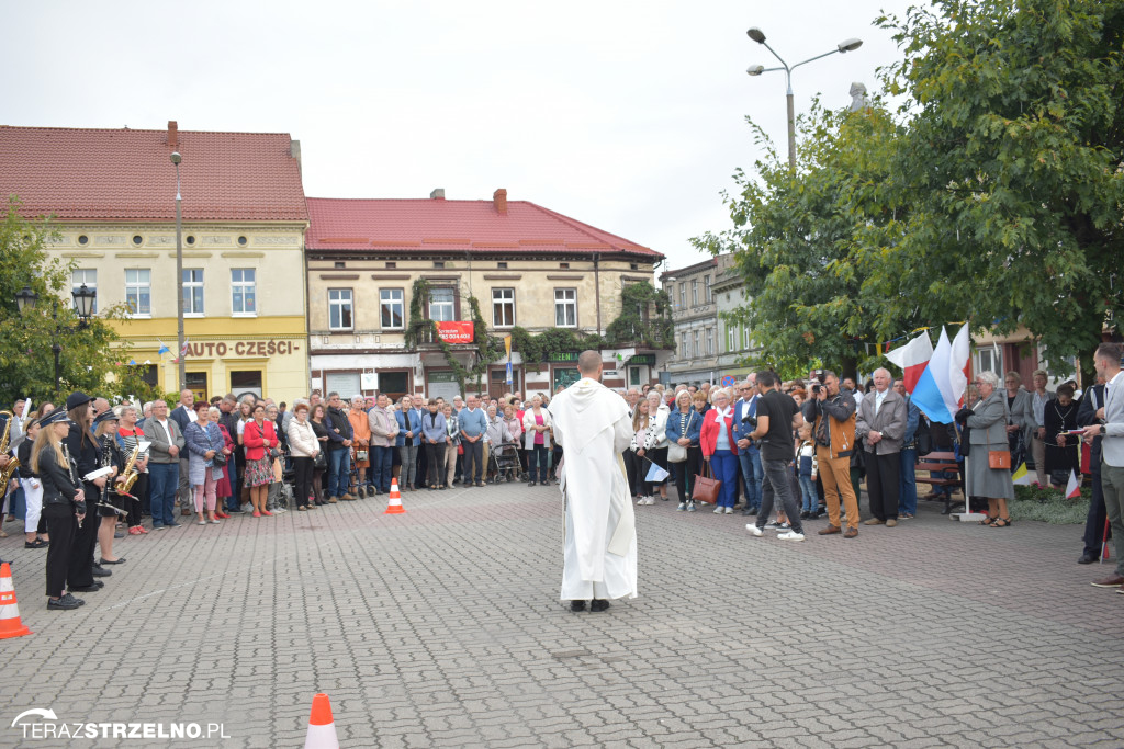 Powitanie Obrazu Matki Bożej Częstochowskiej w Strzelnie