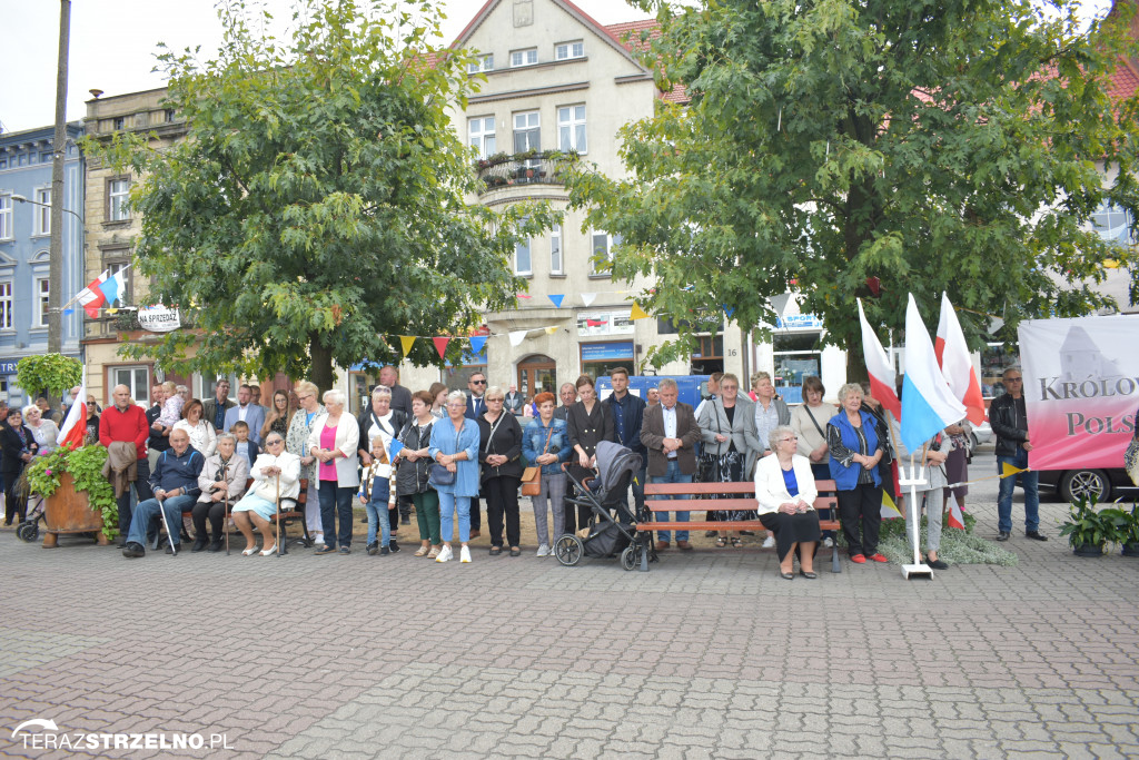 Powitanie Obrazu Matki Bożej Częstochowskiej w Strzelnie