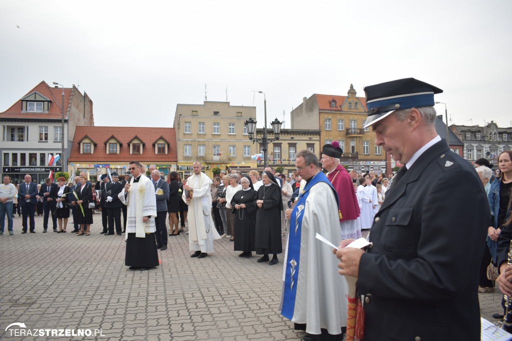 Powitanie Obrazu Matki Bożej Częstochowskiej w Strzelnie
