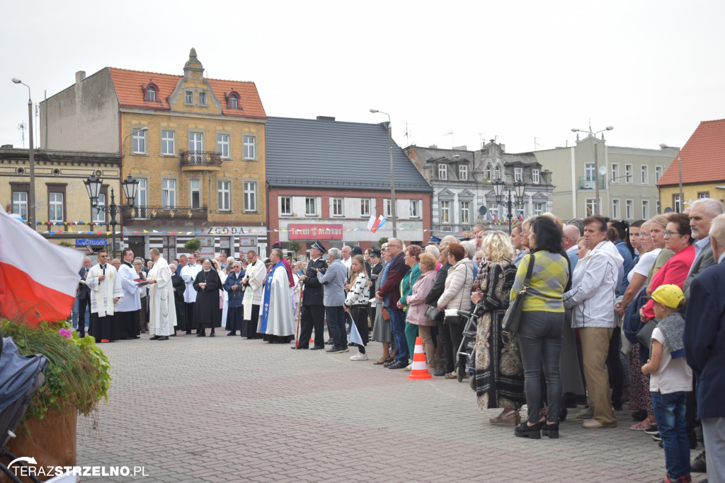 Powitanie Obrazu Matki Bożej Częstochowskiej w Strzelnie