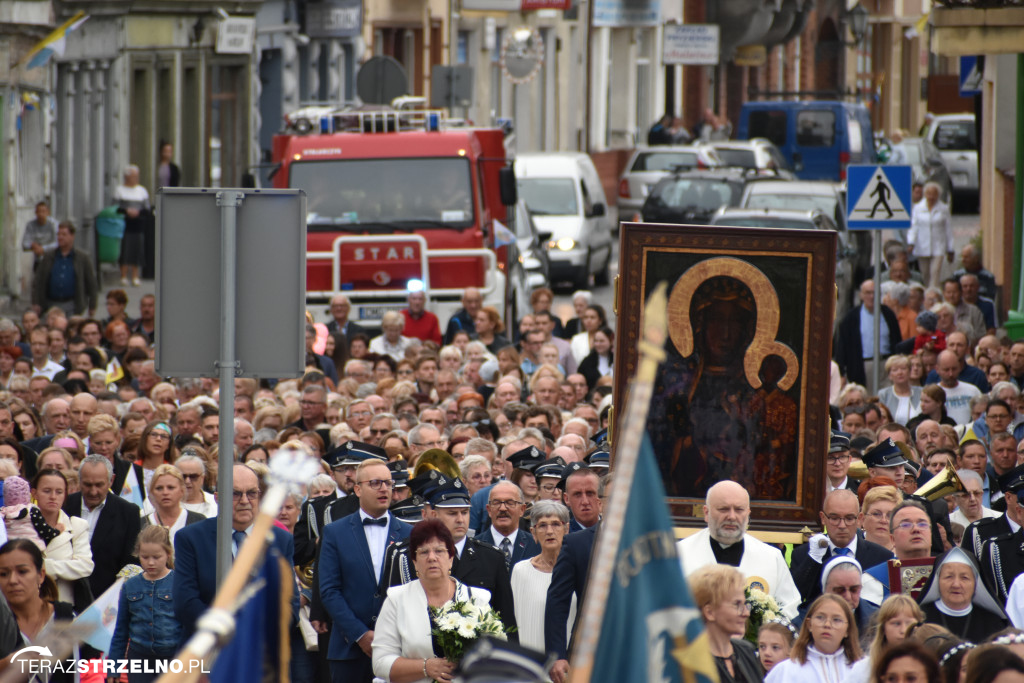 Powitanie Obrazu Matki Bożej Częstochowskiej w Strzelnie