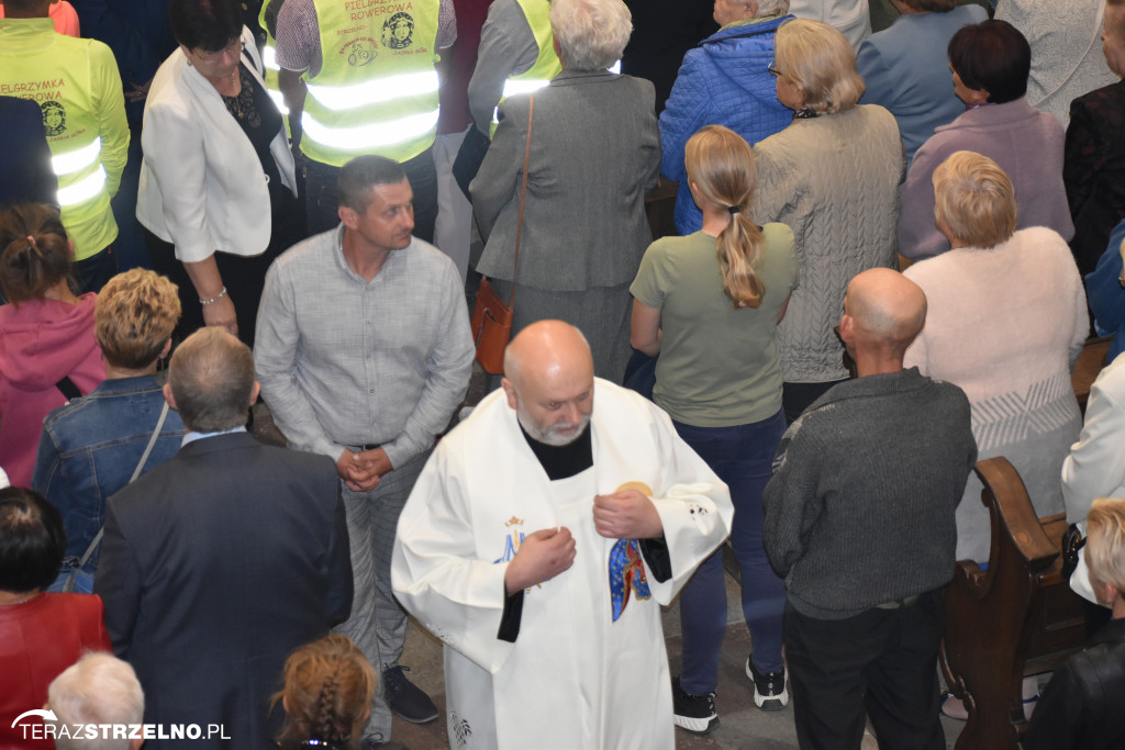 Powitanie Obrazu Matki Bożej Częstochowskiej w Strzelnie