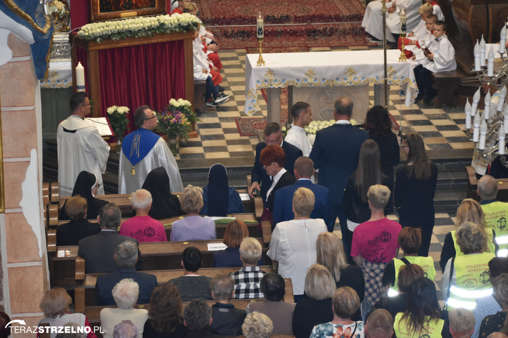 Powitanie Obrazu Matki Bożej Częstochowskiej w Strzelnie