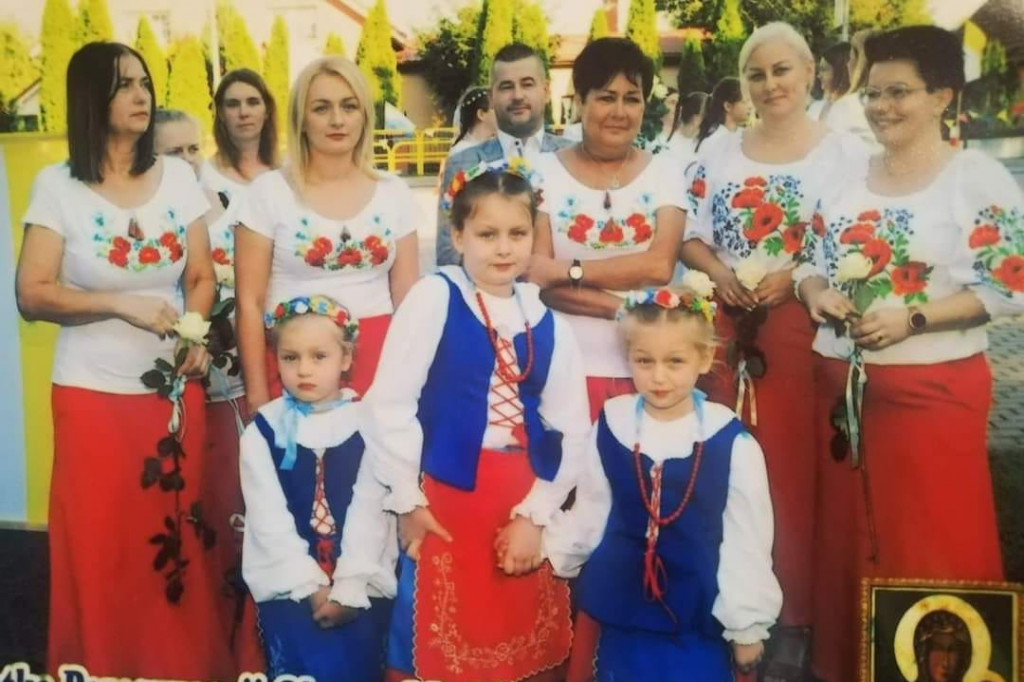 KGW Kujawskie Maki pozyskało środki na zakup ceramiki oraz strojów regionalnych.