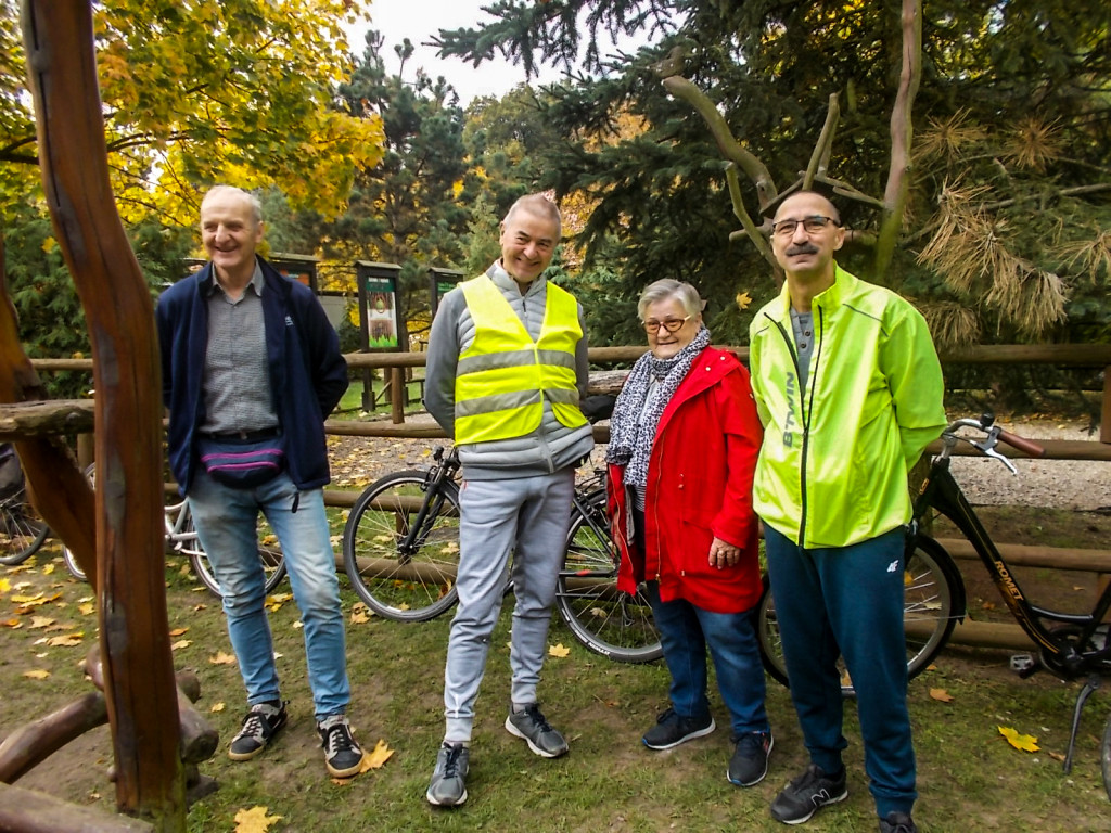 Spotkanie integracyjne z PTTK w Strzelnie, w  lasach miradzkich