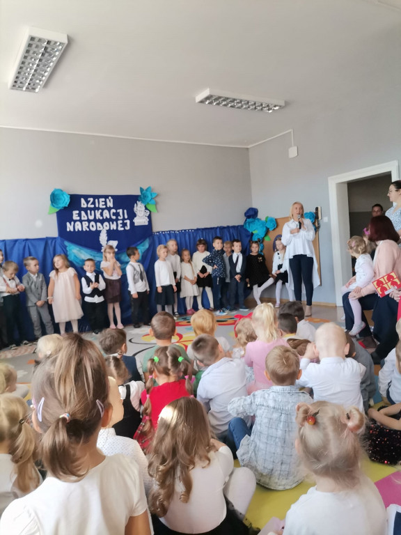Dzień Edukacji Narodowej - uroczyste akademie w szkołach gminy Strzelno