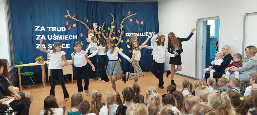 Dzień Edukacji Narodowej - uroczyste akademie w szkołach gminy Strzelno