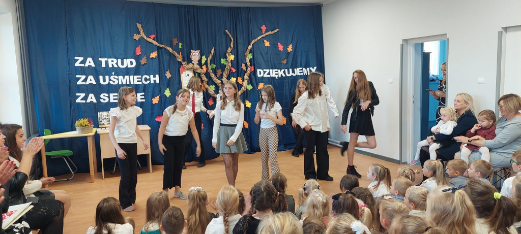 Dzień Edukacji Narodowej - uroczyste akademie w szkołach gminy Strzelno