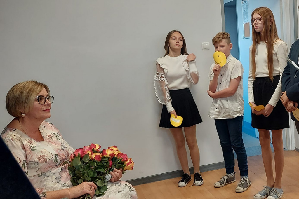 Szkoła Podstawowa w Markowicach pożegnała Panią Urszulę przechodzącą na emeryturę