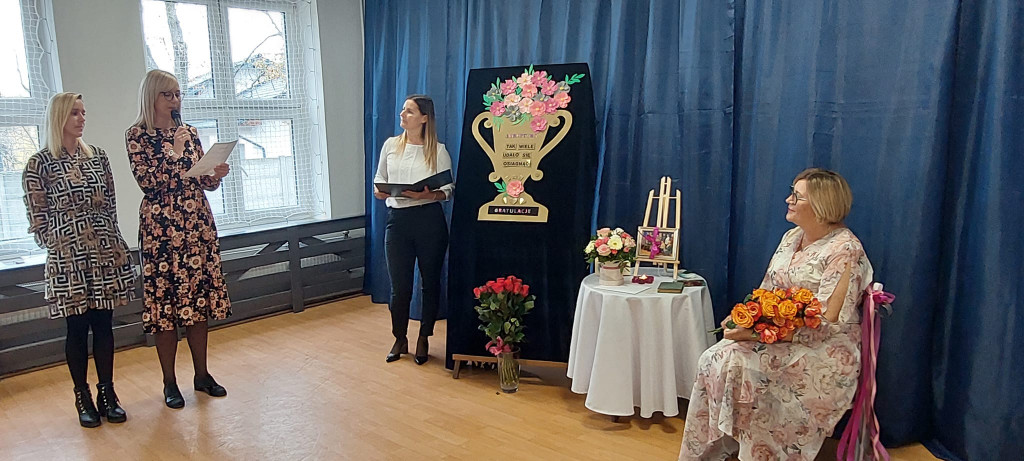 Szkoła Podstawowa w Markowicach pożegnała Panią Urszulę przechodzącą na emeryturę