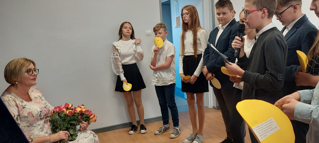 Szkoła Podstawowa w Markowicach pożegnała Panią Urszulę przechodzącą na emeryturę