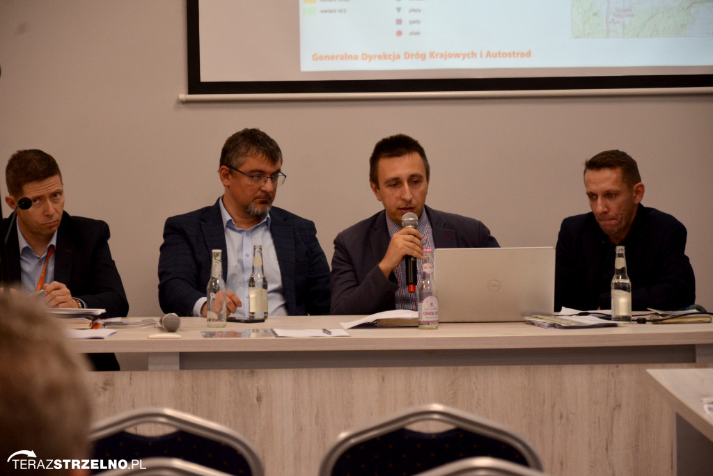Spotkanie Mieszkańców Strzelna z  przedstawicielami GDDKiA i firmą TRAKT z Katowic