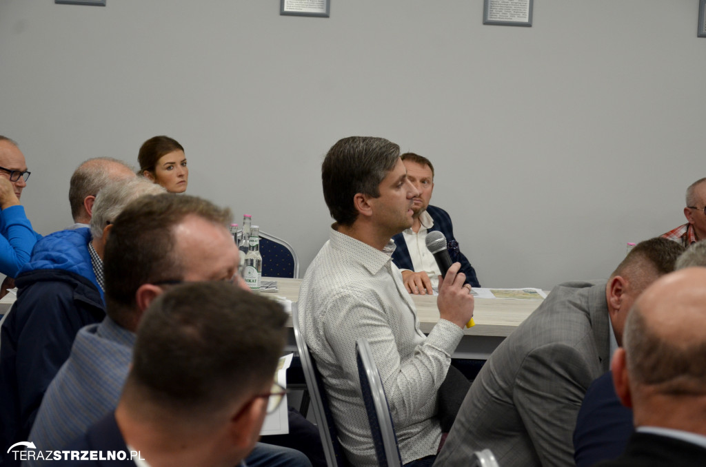 Spotkanie Mieszkańców Strzelna z  przedstawicielami GDDKiA i firmą TRAKT z Katowic