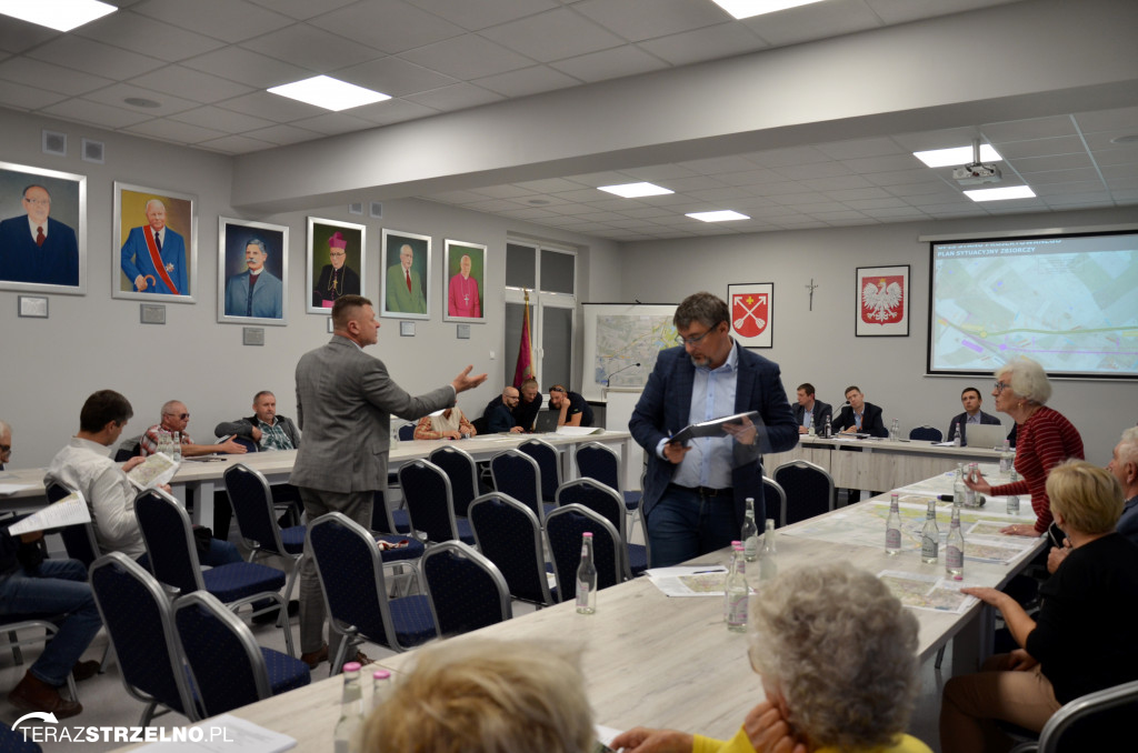 Spotkanie Mieszkańców Strzelna z  przedstawicielami GDDKiA i firmą TRAKT z Katowic