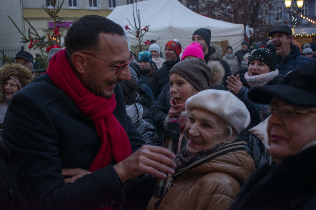 III Wielki Jarmark Bożonarodzeniowy - dzień III - NIEDZIELNA PAŁUCKA BIESIADA Z WASZYM RADIEM FM