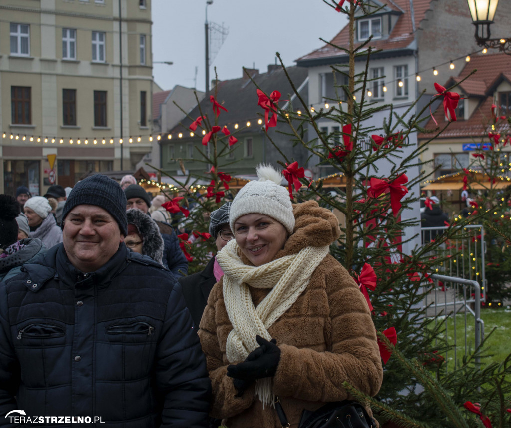 III Wielki Jarmark Bożonarodzeniowy - dzień III - NIEDZIELNA PAŁUCKA BIESIADA Z WASZYM RADIEM FM