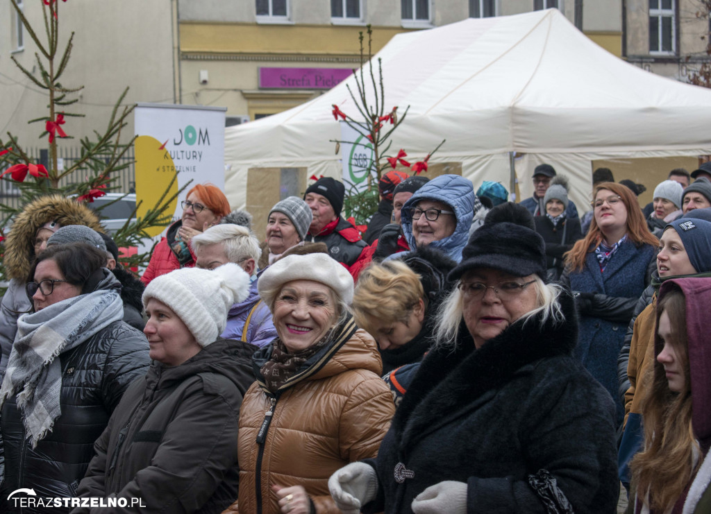 III Wielki Jarmark Bożonarodzeniowy - dzień III - NIEDZIELNA PAŁUCKA BIESIADA Z WASZYM RADIEM FM