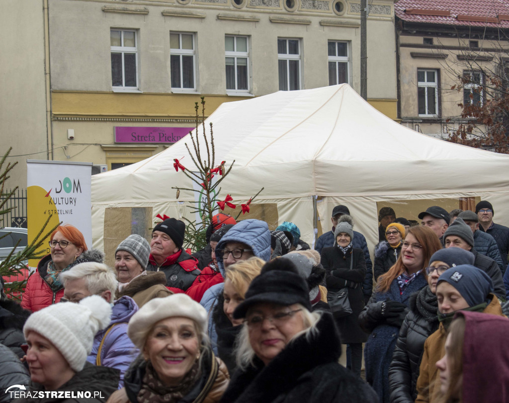 III Wielki Jarmark Bożonarodzeniowy - dzień III - NIEDZIELNA PAŁUCKA BIESIADA Z WASZYM RADIEM FM