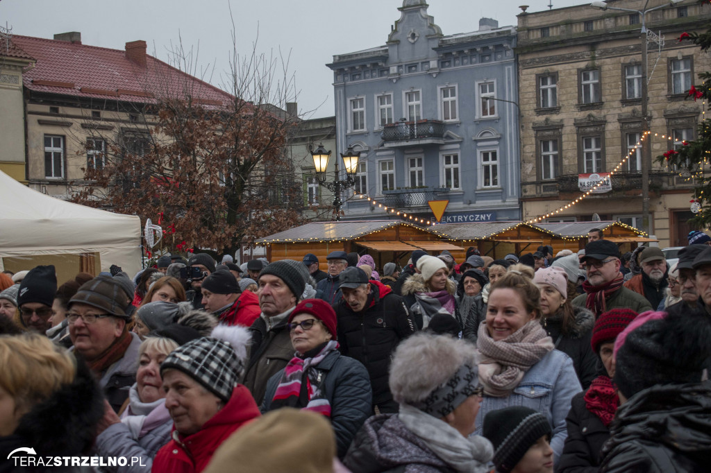 III Wielki Jarmark Bożonarodzeniowy - dzień III - NIEDZIELNA PAŁUCKA BIESIADA Z WASZYM RADIEM FM