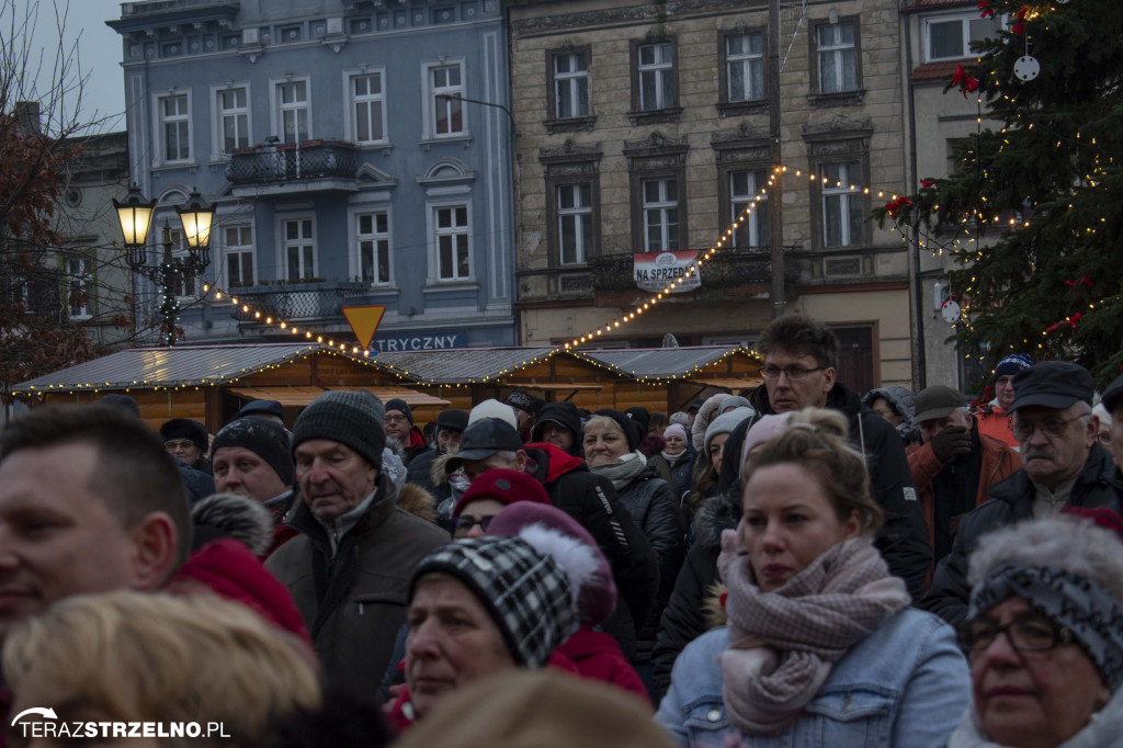 III Wielki Jarmark Bożonarodzeniowy - dzień III - NIEDZIELNA PAŁUCKA BIESIADA Z WASZYM RADIEM FM