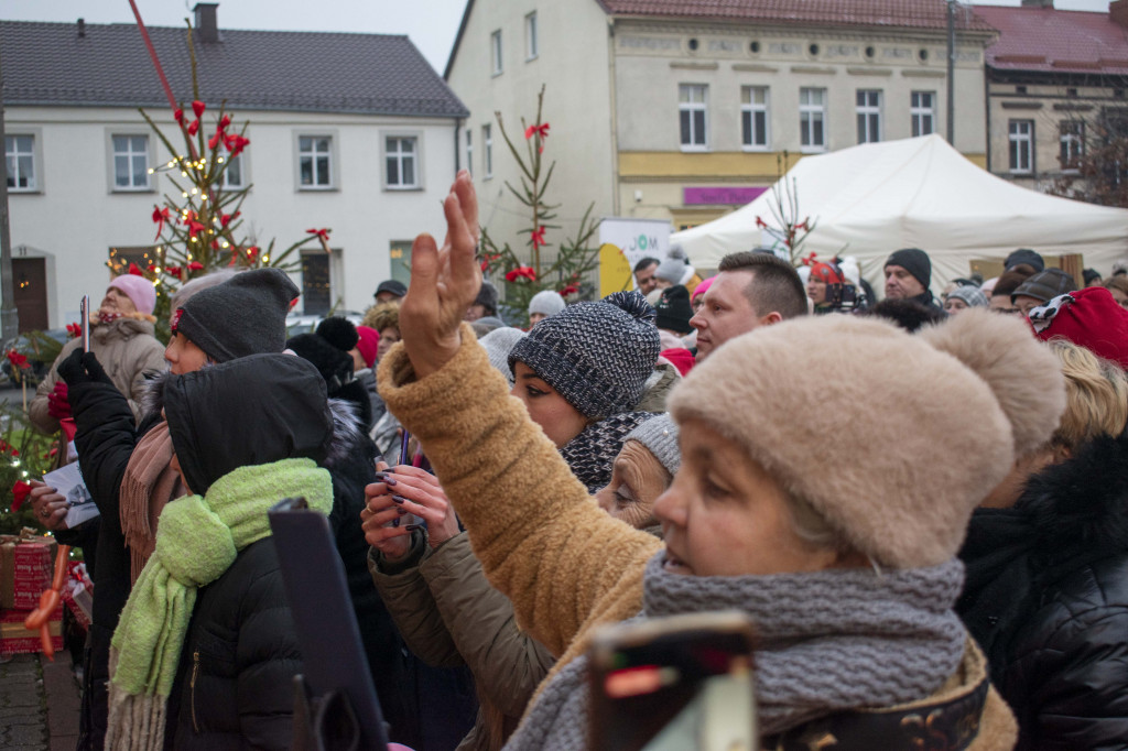 III Wielki Jarmark Bożonarodzeniowy - dzień III - NIEDZIELNA PAŁUCKA BIESIADA Z WASZYM RADIEM FM