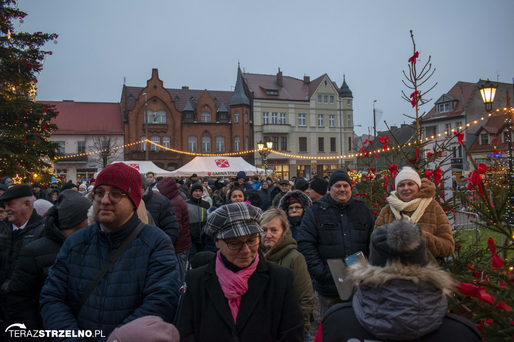 III Wielki Jarmark Bożonarodzeniowy - dzień III - NIEDZIELNA PAŁUCKA BIESIADA Z WASZYM RADIEM FM