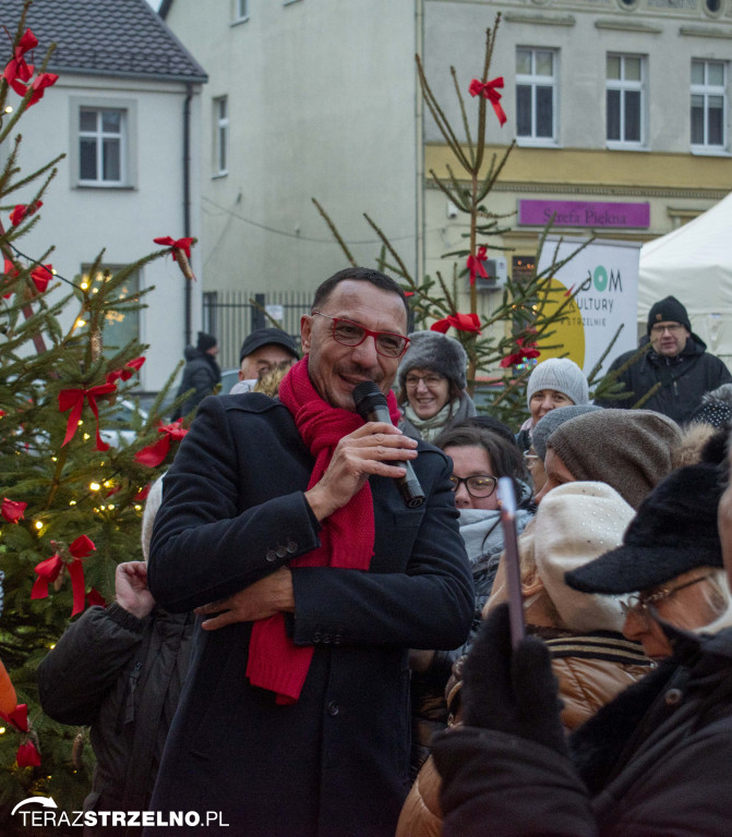 III Wielki Jarmark Bożonarodzeniowy - dzień III - NIEDZIELNA PAŁUCKA BIESIADA Z WASZYM RADIEM FM