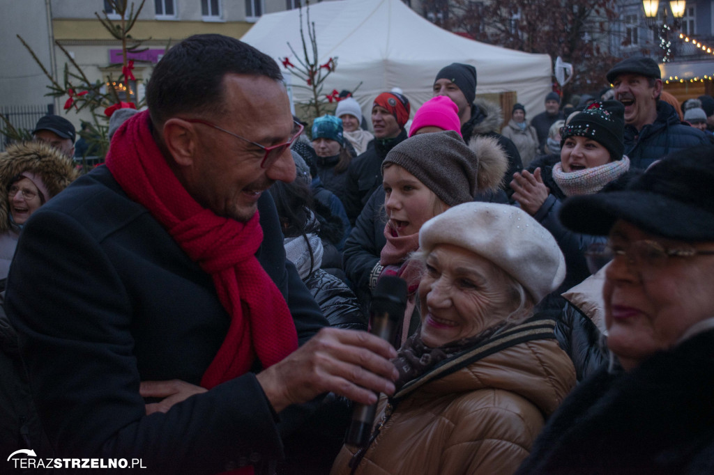 III Wielki Jarmark Bożonarodzeniowy - dzień III - NIEDZIELNA PAŁUCKA BIESIADA Z WASZYM RADIEM FM