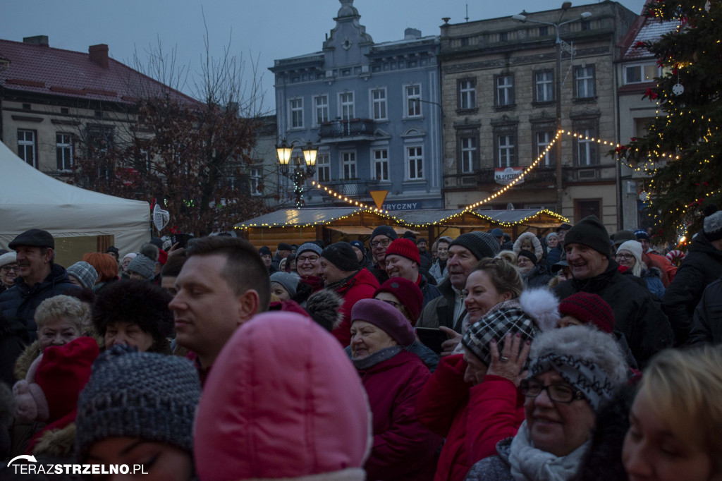 III Wielki Jarmark Bożonarodzeniowy - dzień III - NIEDZIELNA PAŁUCKA BIESIADA Z WASZYM RADIEM FM