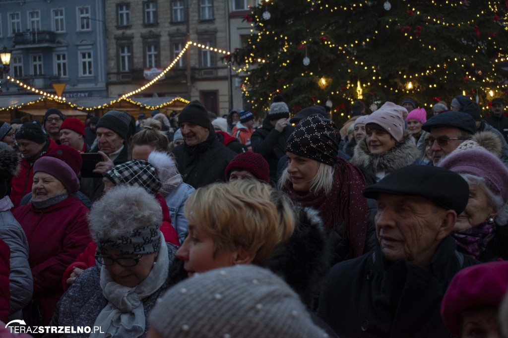 III Wielki Jarmark Bożonarodzeniowy - dzień III - NIEDZIELNA PAŁUCKA BIESIADA Z WASZYM RADIEM FM