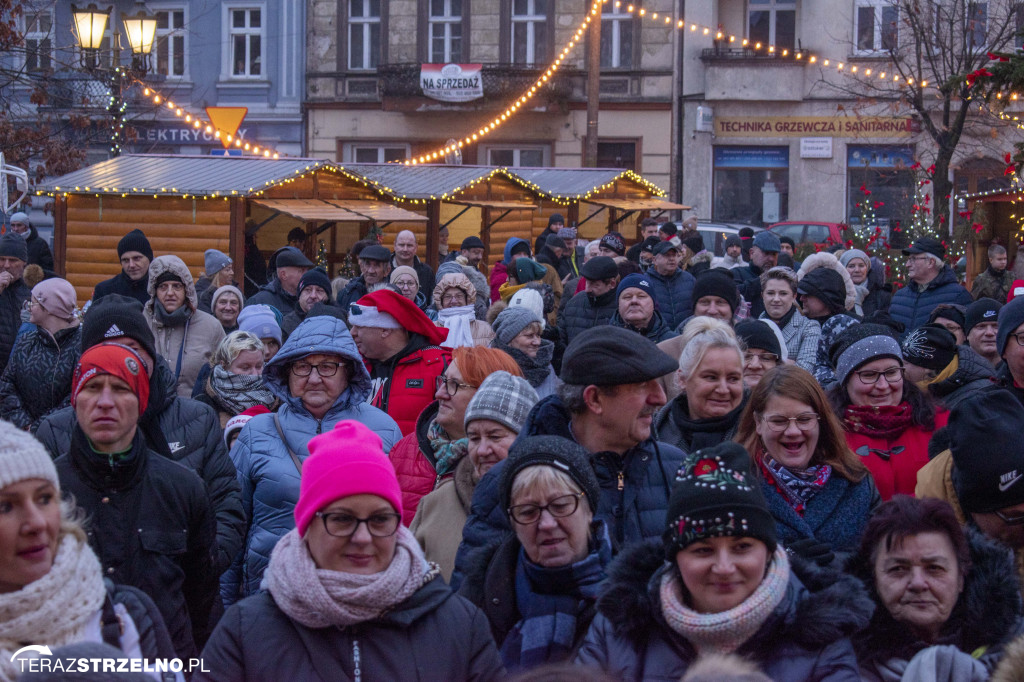 III Wielki Jarmark Bożonarodzeniowy - dzień III - NIEDZIELNA PAŁUCKA BIESIADA Z WASZYM RADIEM FM