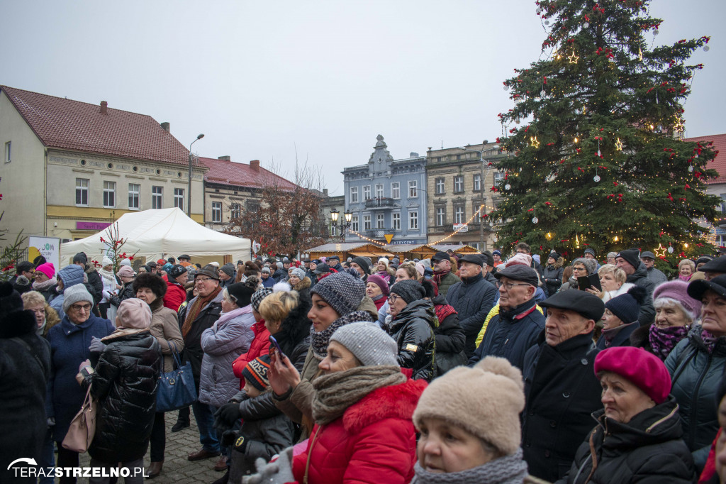 III Wielki Jarmark Bożonarodzeniowy - dzień III - NIEDZIELNA PAŁUCKA BIESIADA Z WASZYM RADIEM FM