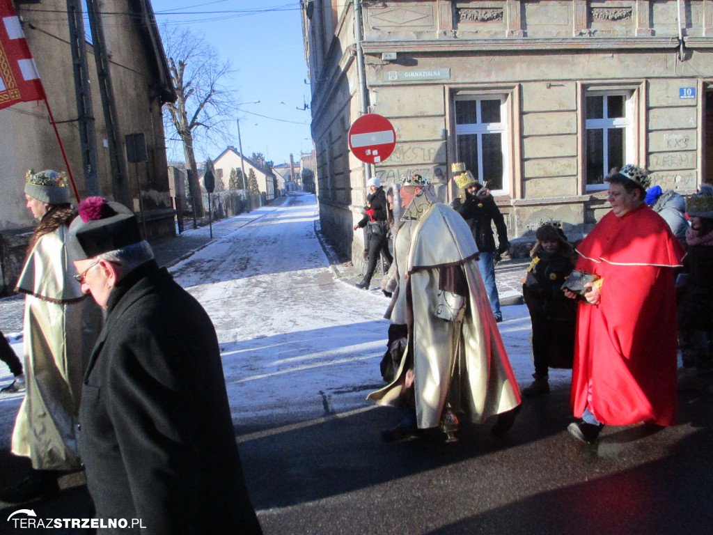 Uroczystość Trzech Króli w Strzelnie, w 2013 r. - poznajecie się?