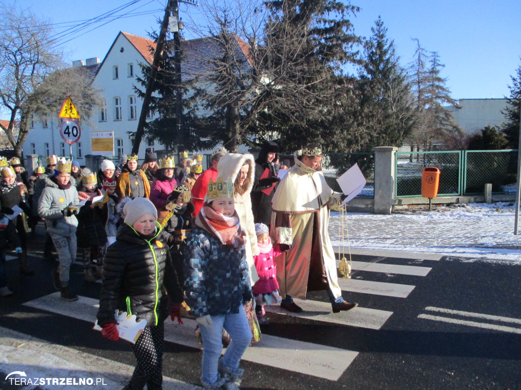 Uroczystość Trzech Króli w Strzelnie, w 2013 r. - poznajecie się?