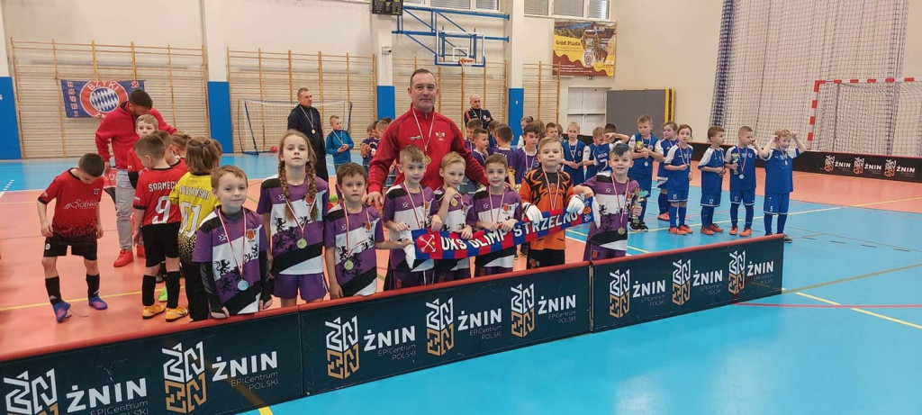 UKS Olimp znów najlepszy spośród 9 drużyn