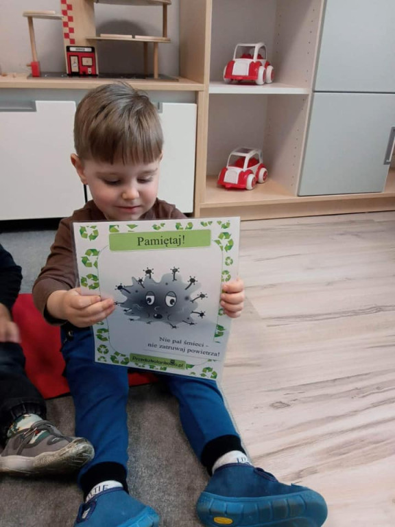 Dzień Ziemi w Żłobku u Krecika, w Strzelnie - nauka przez zabawę