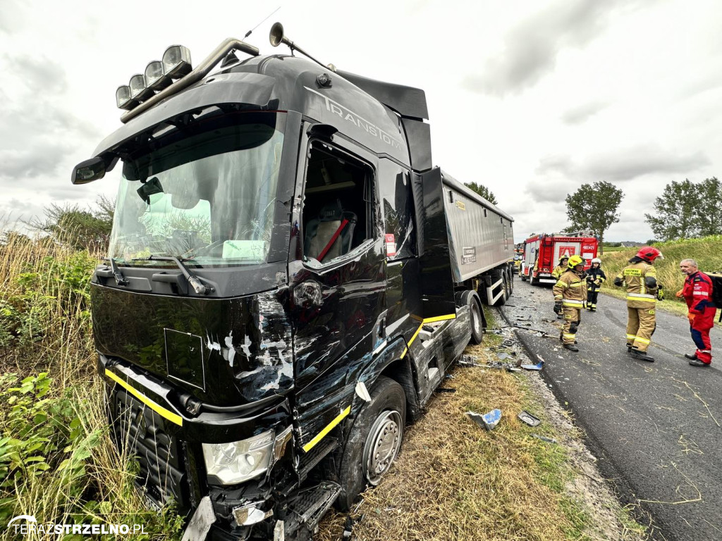 Poranny wypadek w Rzeszynie. Są już zdjęcia z wypadku [FOTO]